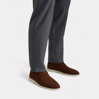 DARK BROWN