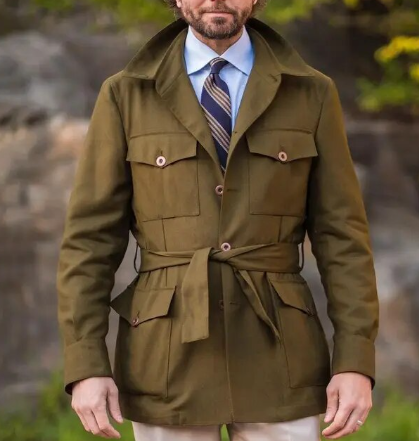 Invoux Ascot Short Trench Coat